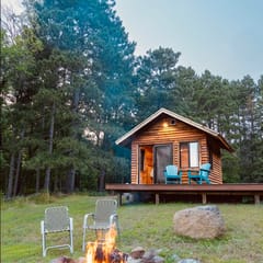 Cabin in The Woods of Big Rock Creek