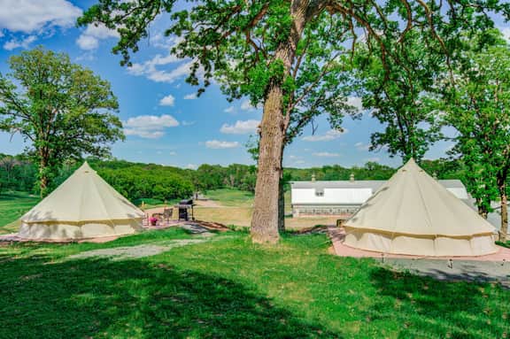 Lovers Lookout Glamp Tent 2 at Big Rock Creek - Image 2
